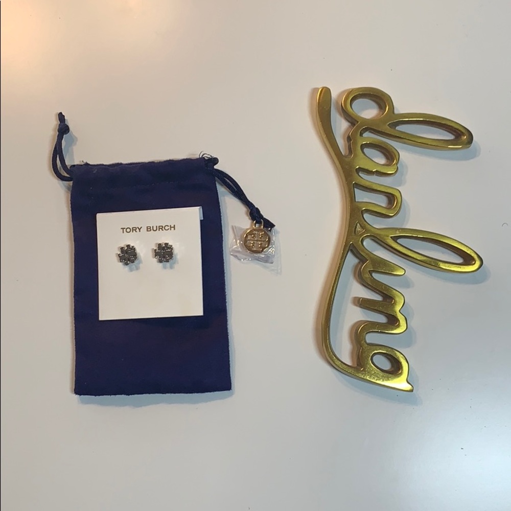 NWT tory burch silver logo earrings